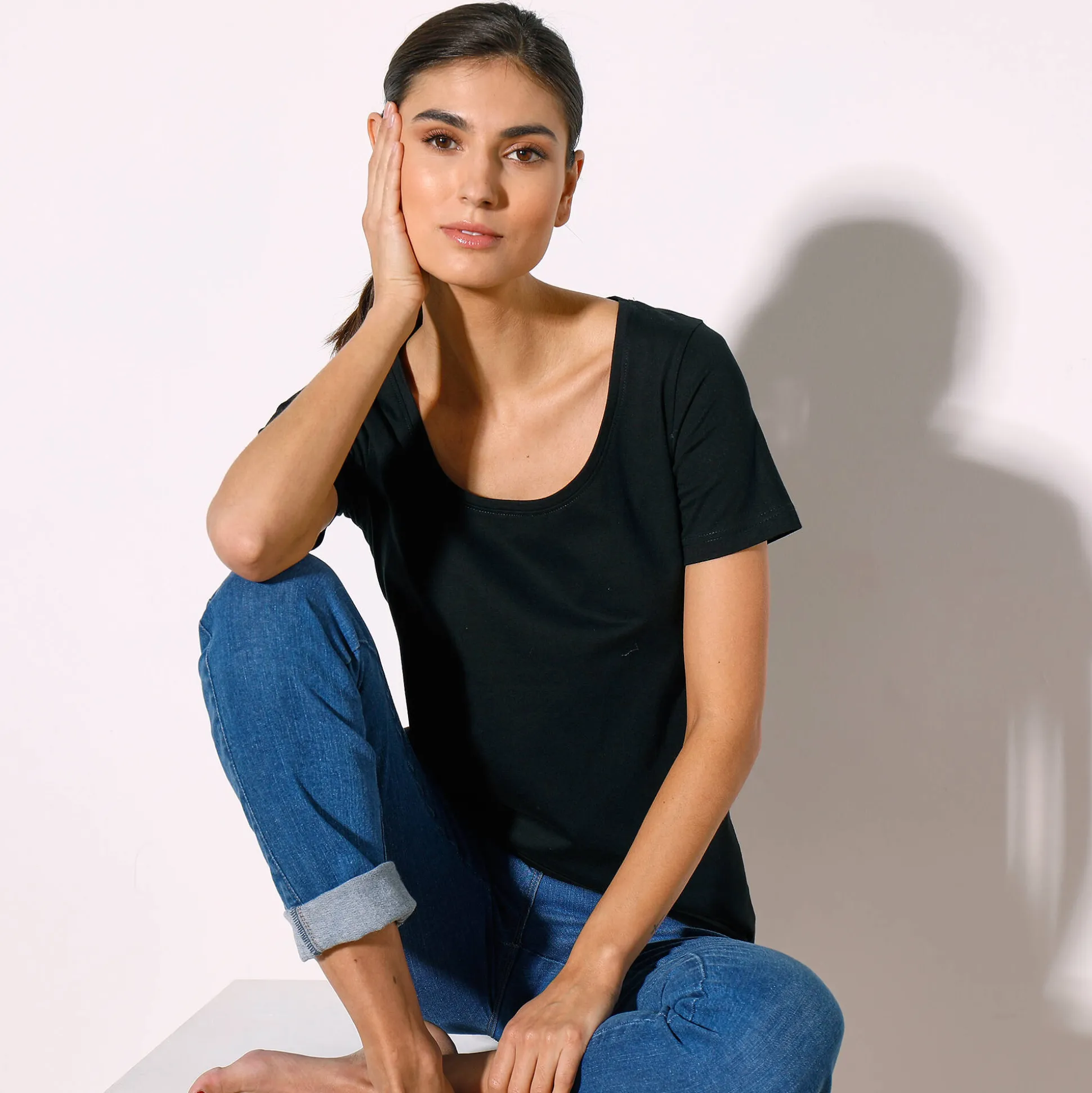 Effen T-shirt in biokatoen met ronde hals, eco-verantwoord