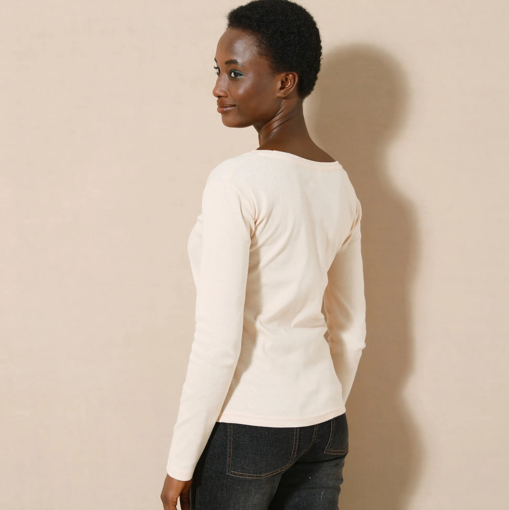 Effen T-shirt met lange mouwen in biokatoen(**)
