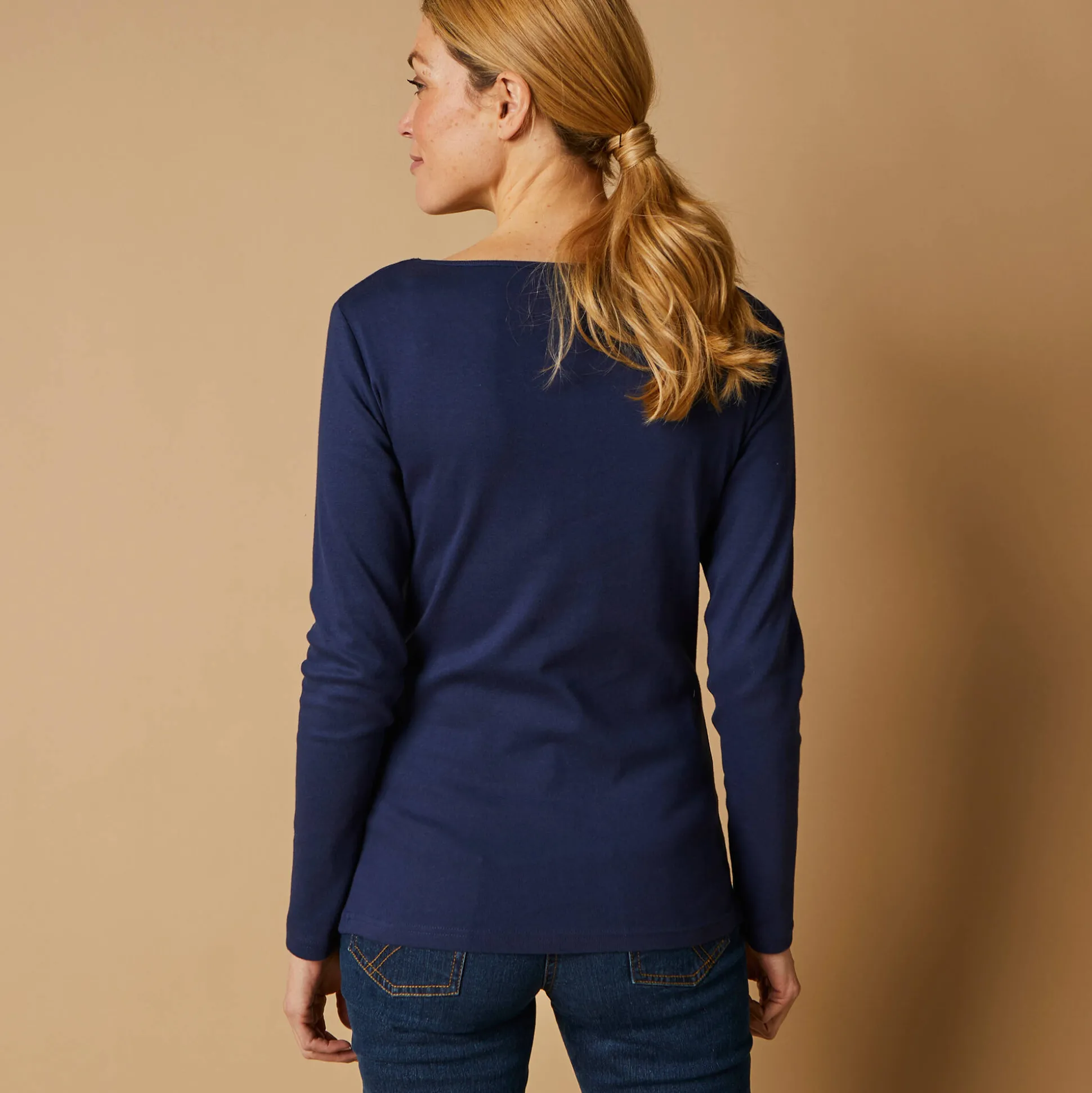 Effen T-shirt met lange mouwen in biokatoen(**)