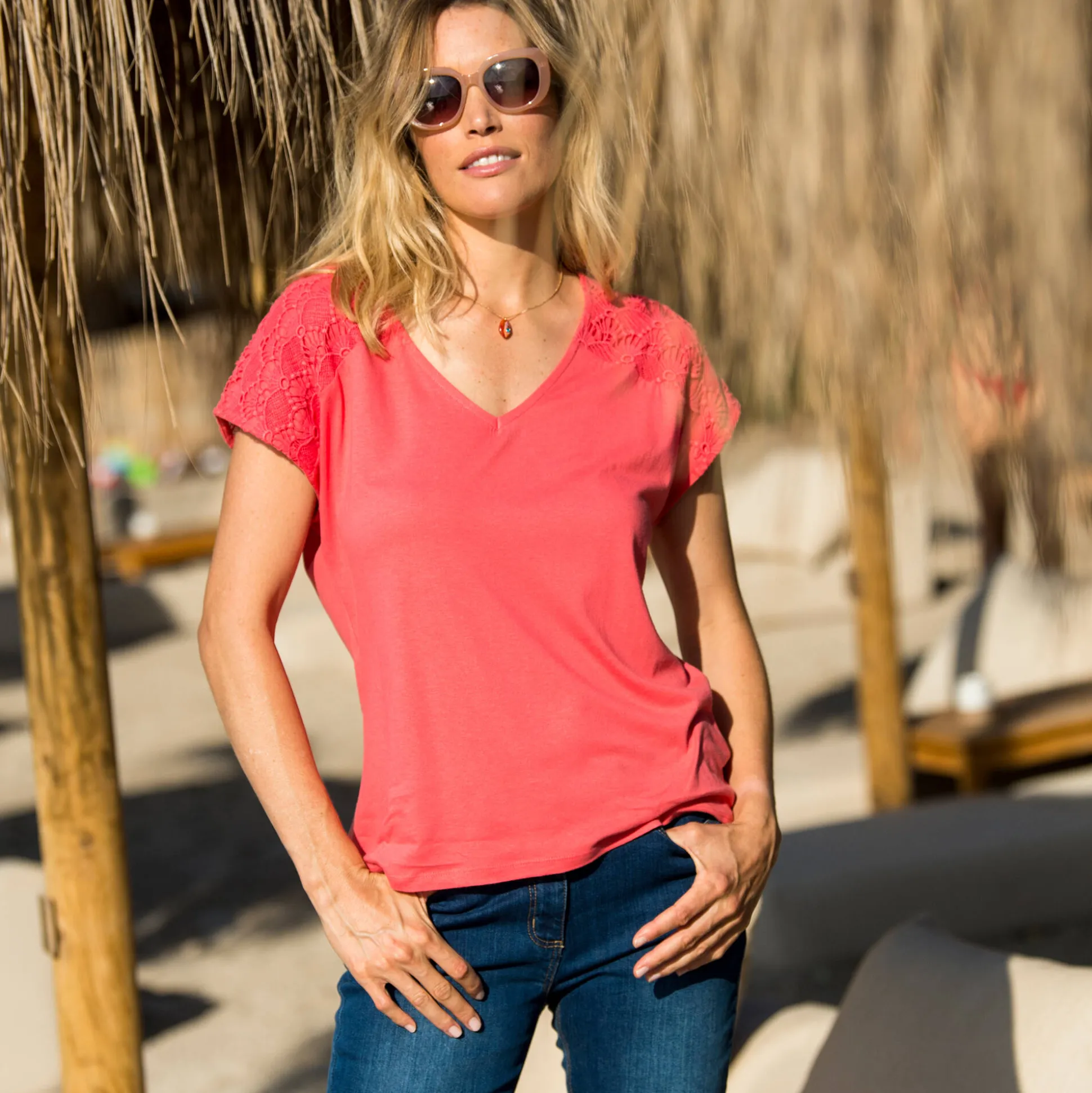 Effen T-shirt met macramé