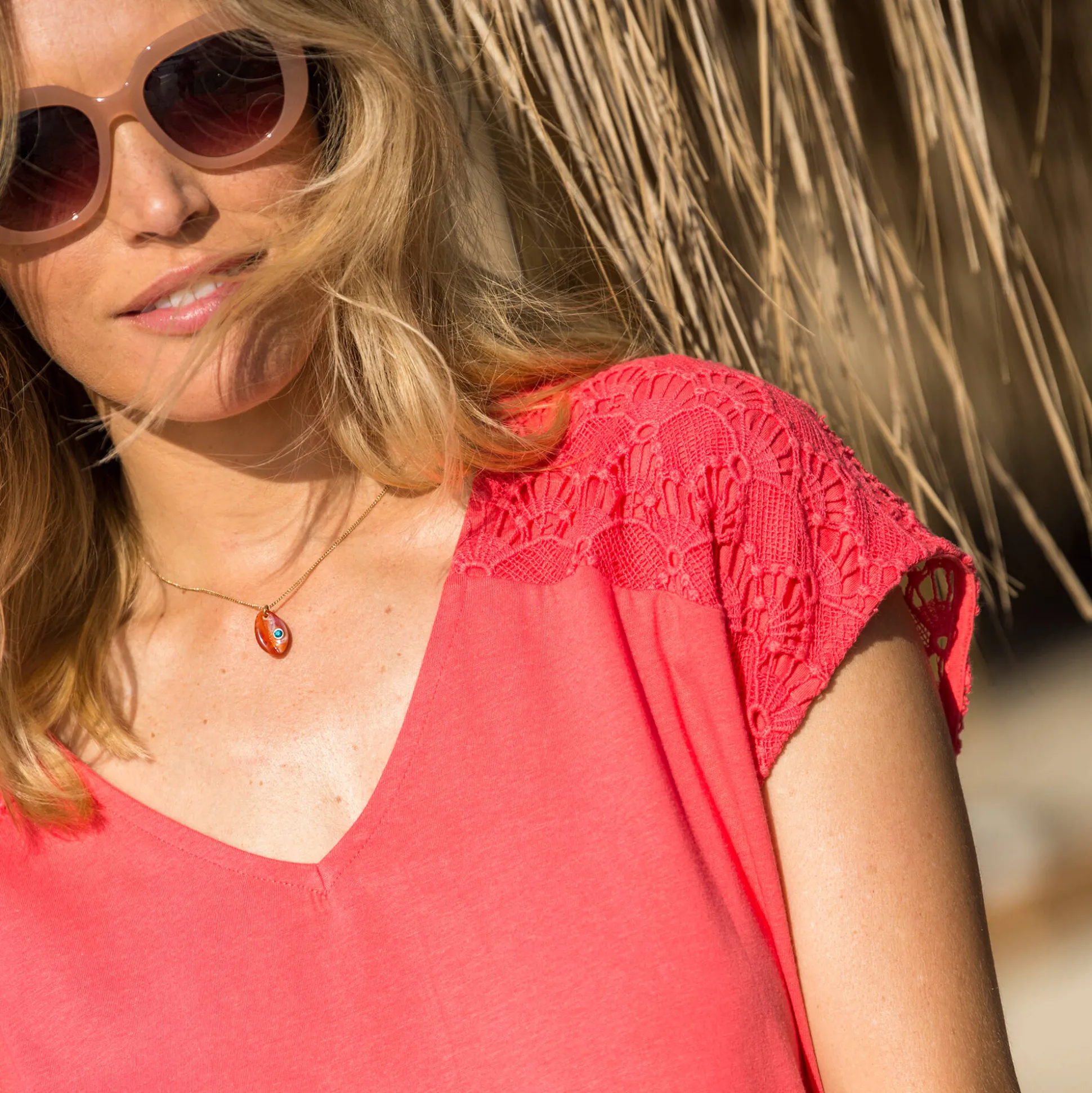 Effen T-shirt met macramé