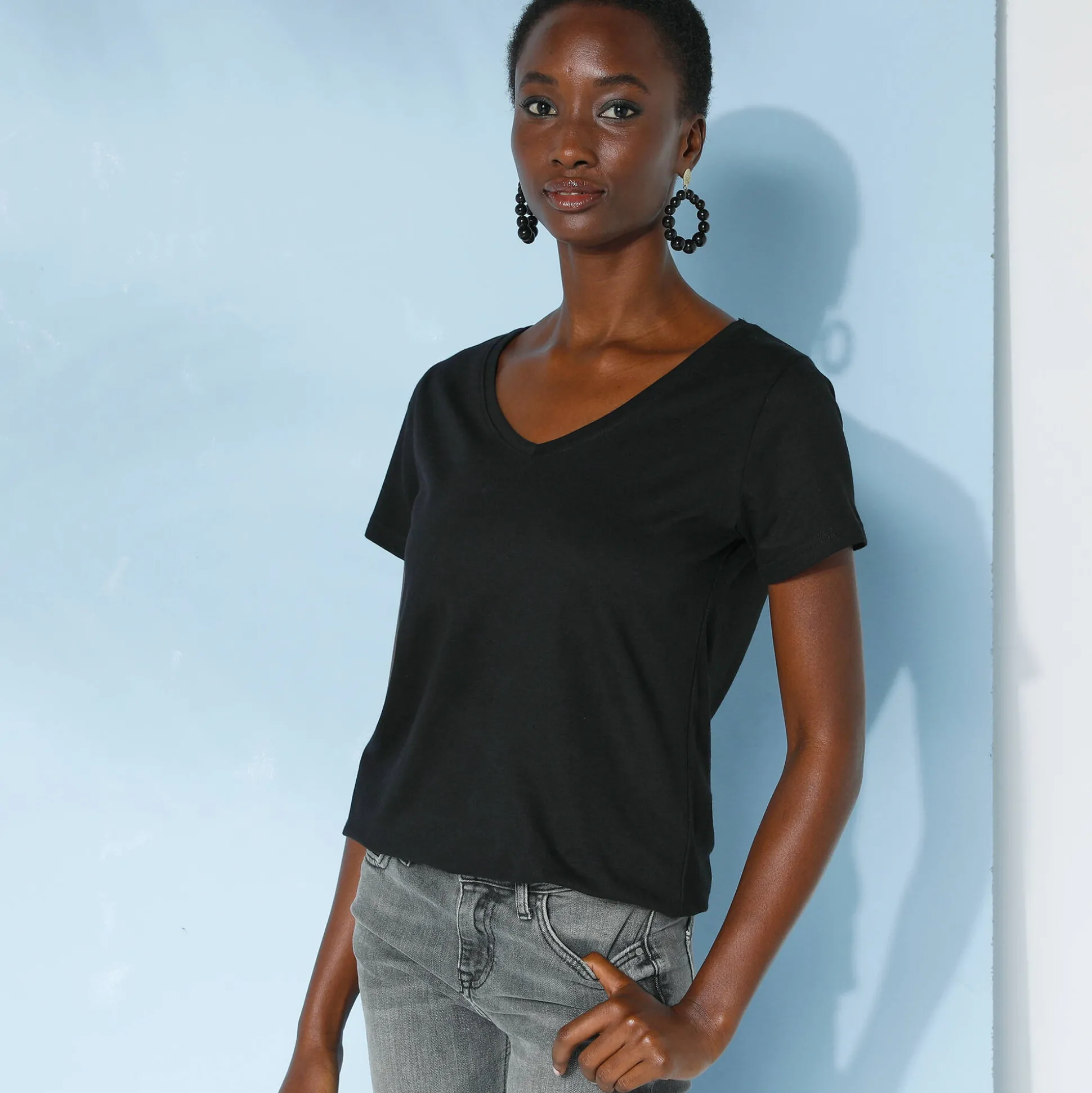 Effen T-shirt met V-hals en korte mouwen, katoen