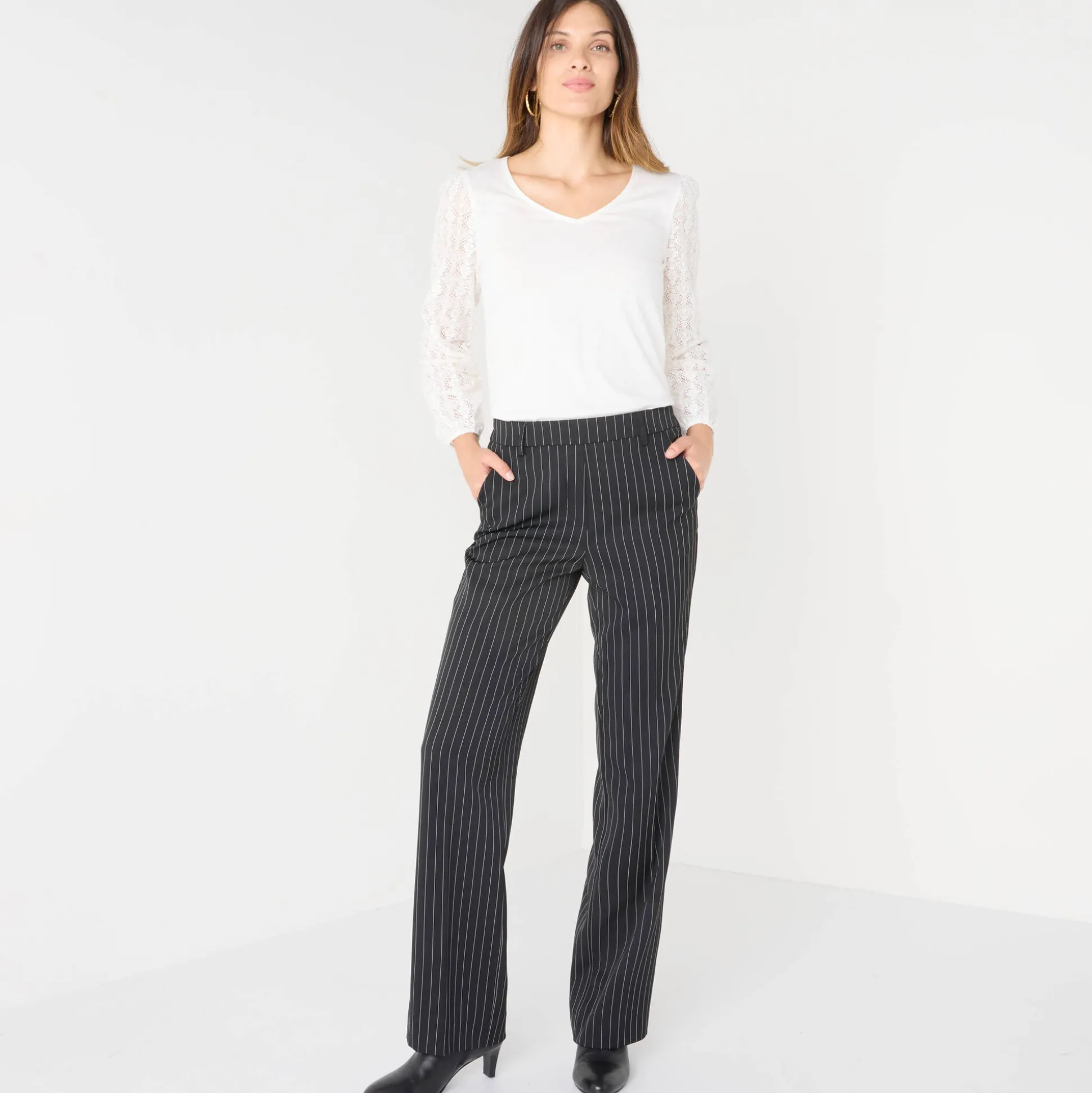 Elegante, rechte broek, gestreept