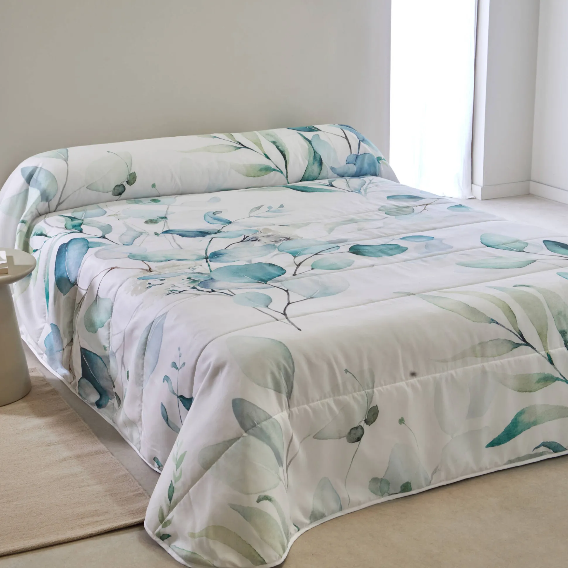 Gematelasseerde bedsprei Elyse, met bloemenprint