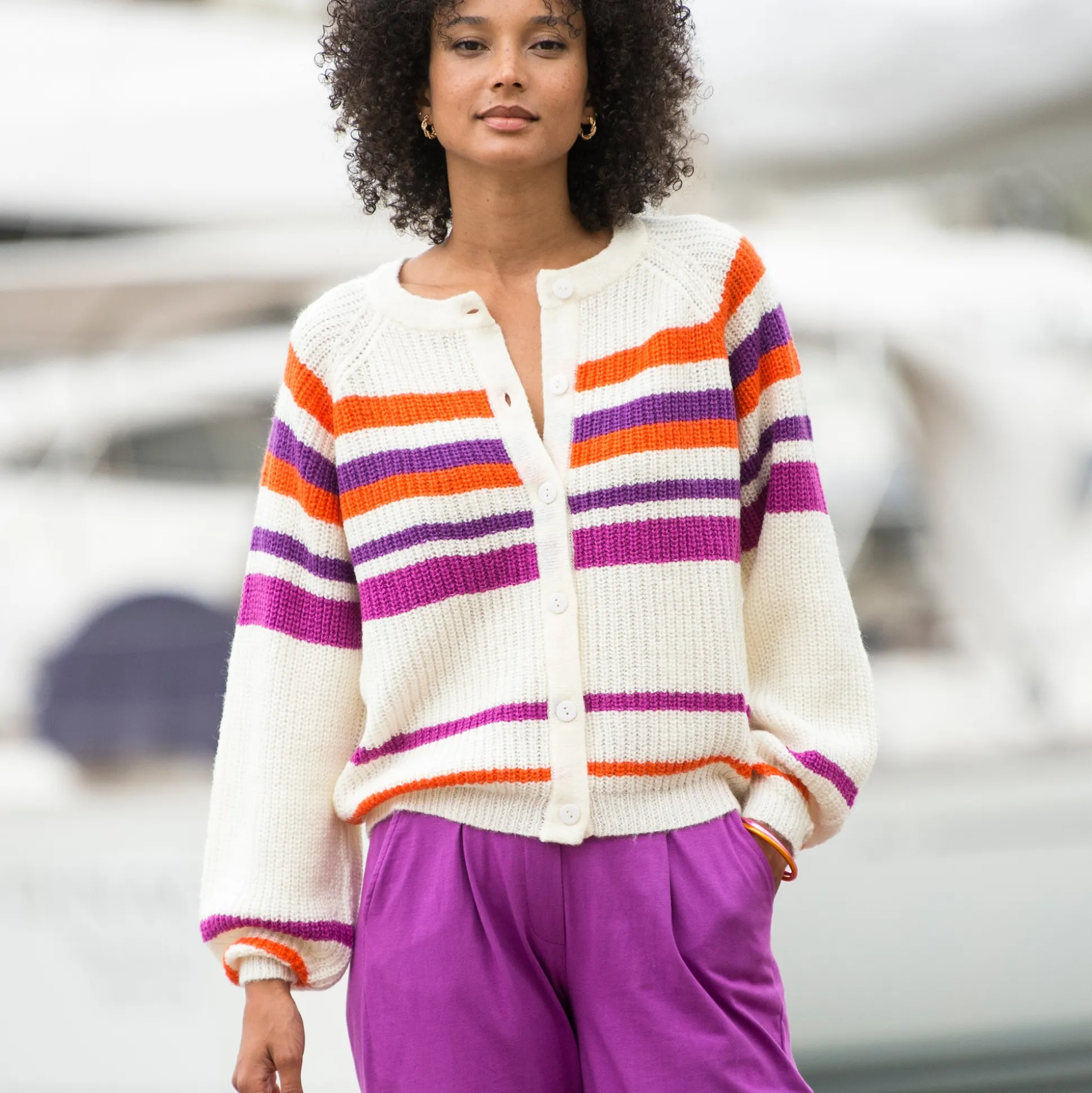 Gestreepte cardigan met knoopsluiting