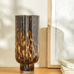 Glazen vaas met luipaardmotief, 28 cm hoog
