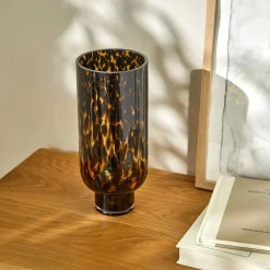 Glazen vaas met luipaardmotief, 28 cm hoog