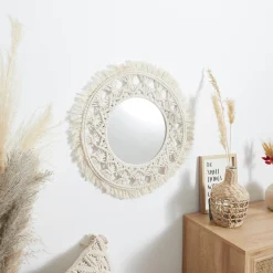 Grote spiegel in macramé