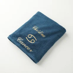 Handdoeken met "Cancer" borduursel, personaliseerbaar - 420 g/m2