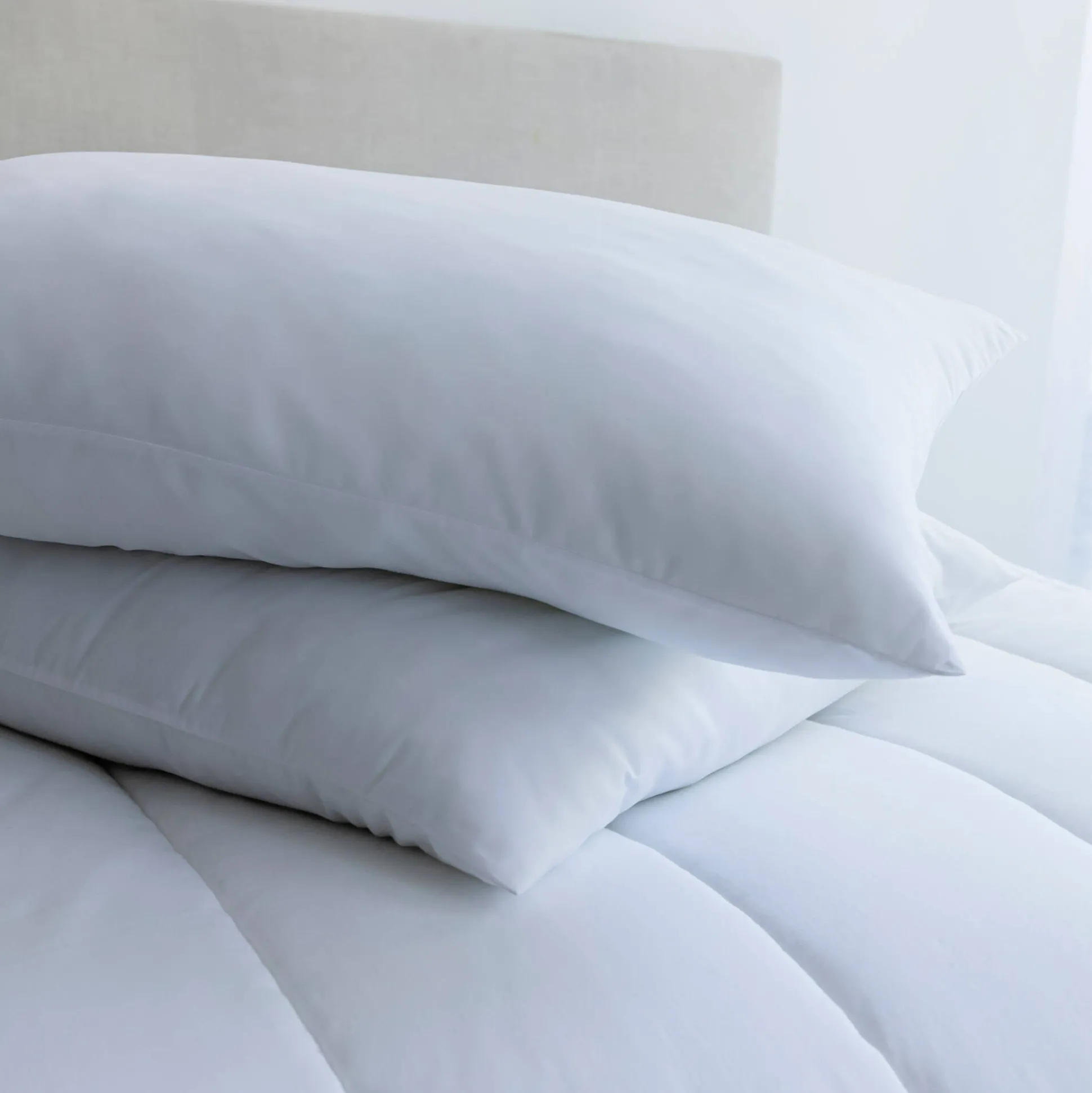 Hoofdkussen in microvezel, medium comfort