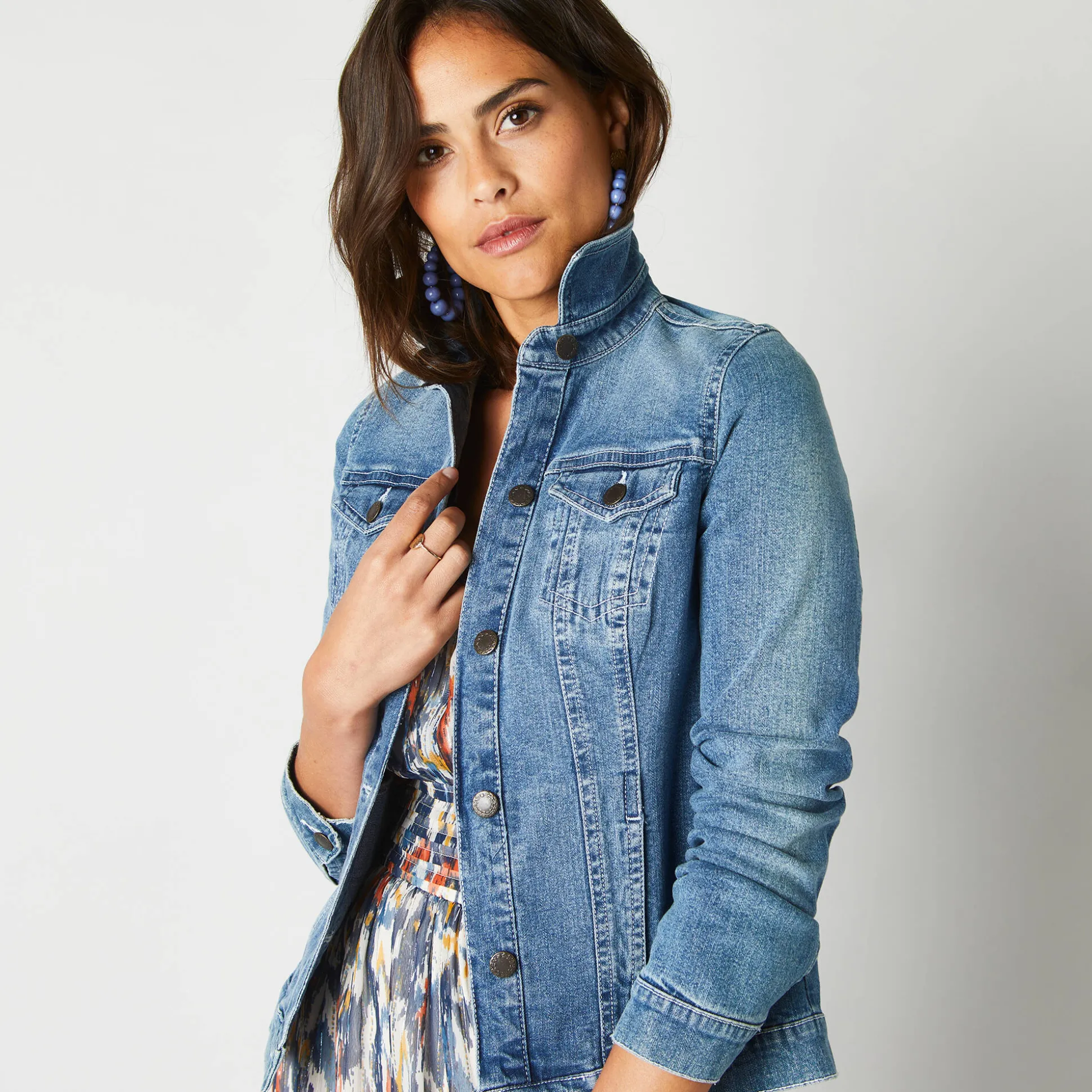 Jasje in jeans met borduursel