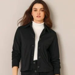 Jasje met knopen, milanotricot