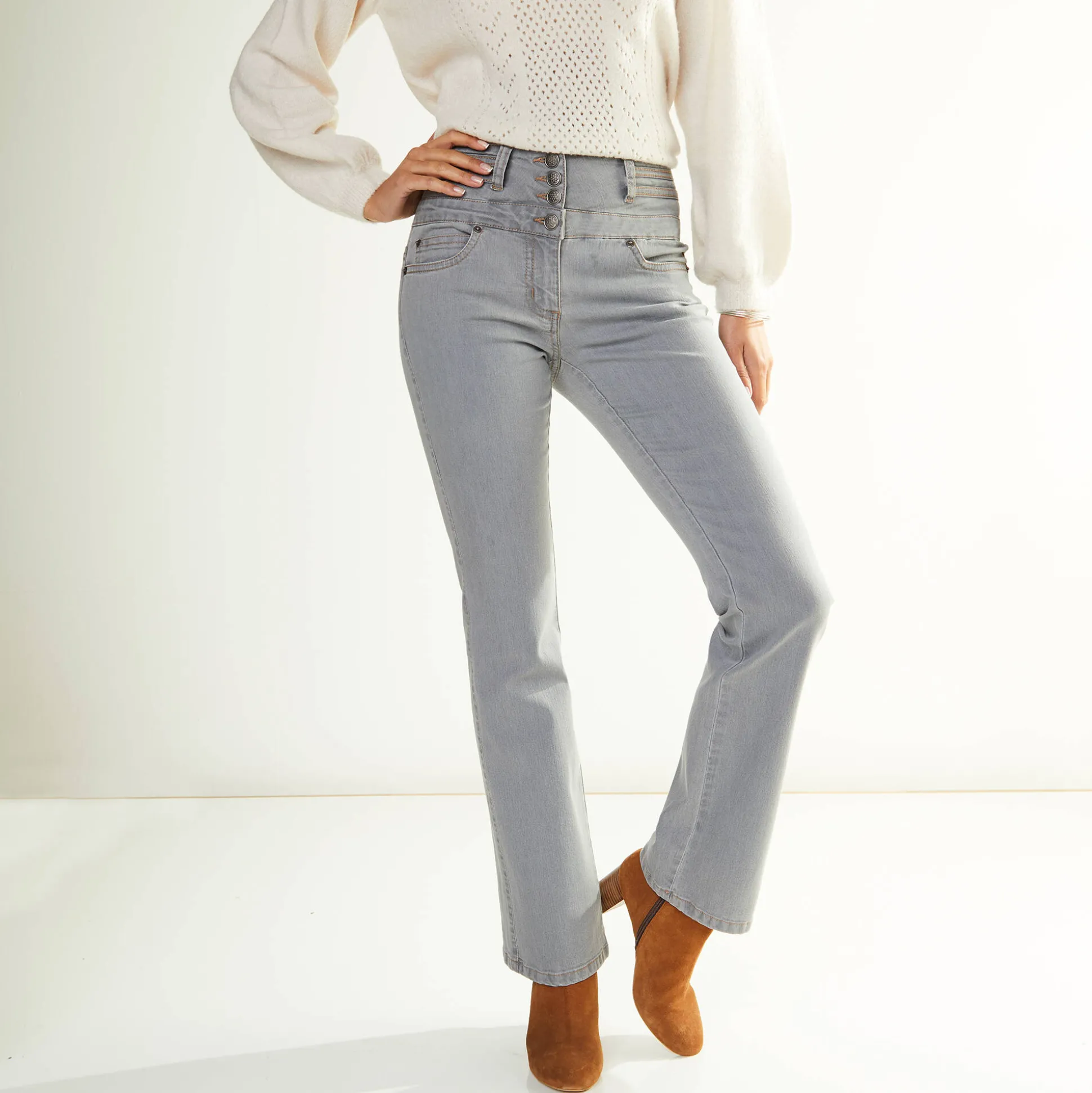 Jeans in bootcutmodel met hoge taille - binnenpijplengte 75 cm
