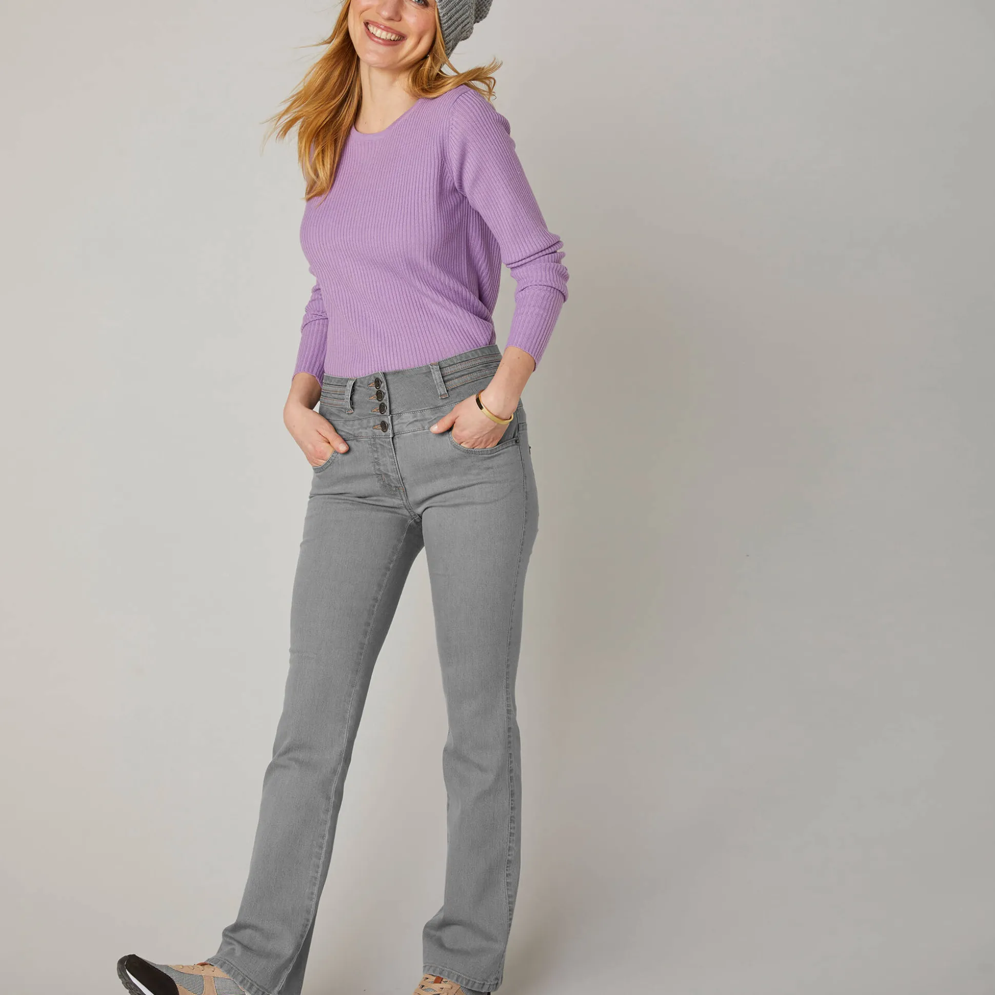 Jeans in bootcutmodel met hoge taille - binnenpijplengte 75 cm
