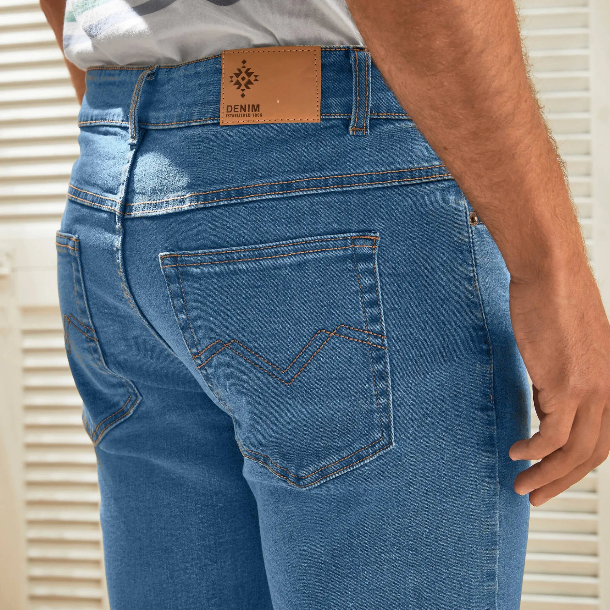 Jeans met 5 zakken in rekbaar katoen - binnenpijplengte 82 cm