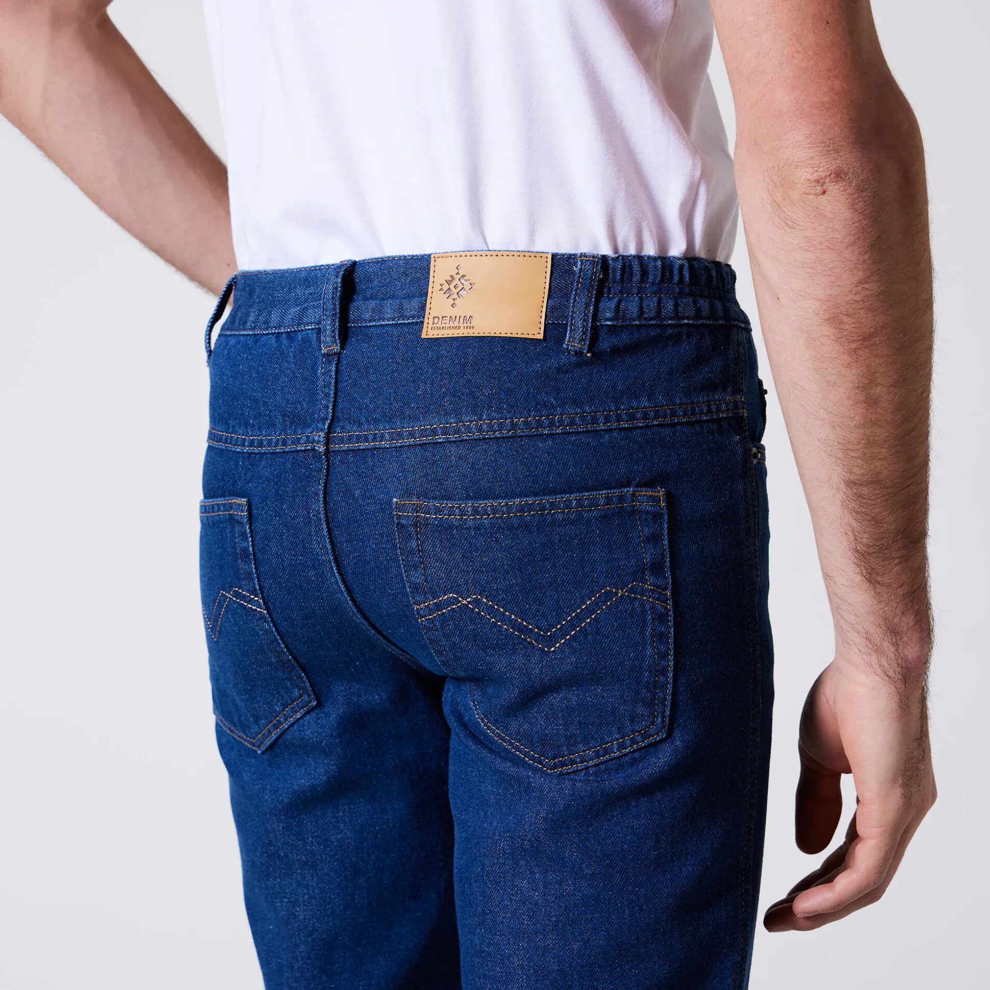 Jeans met elastische tailleband opzij - binnenpijplengte 72 cm
