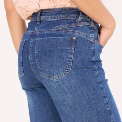 Jeans met ruim model, 5 zakken