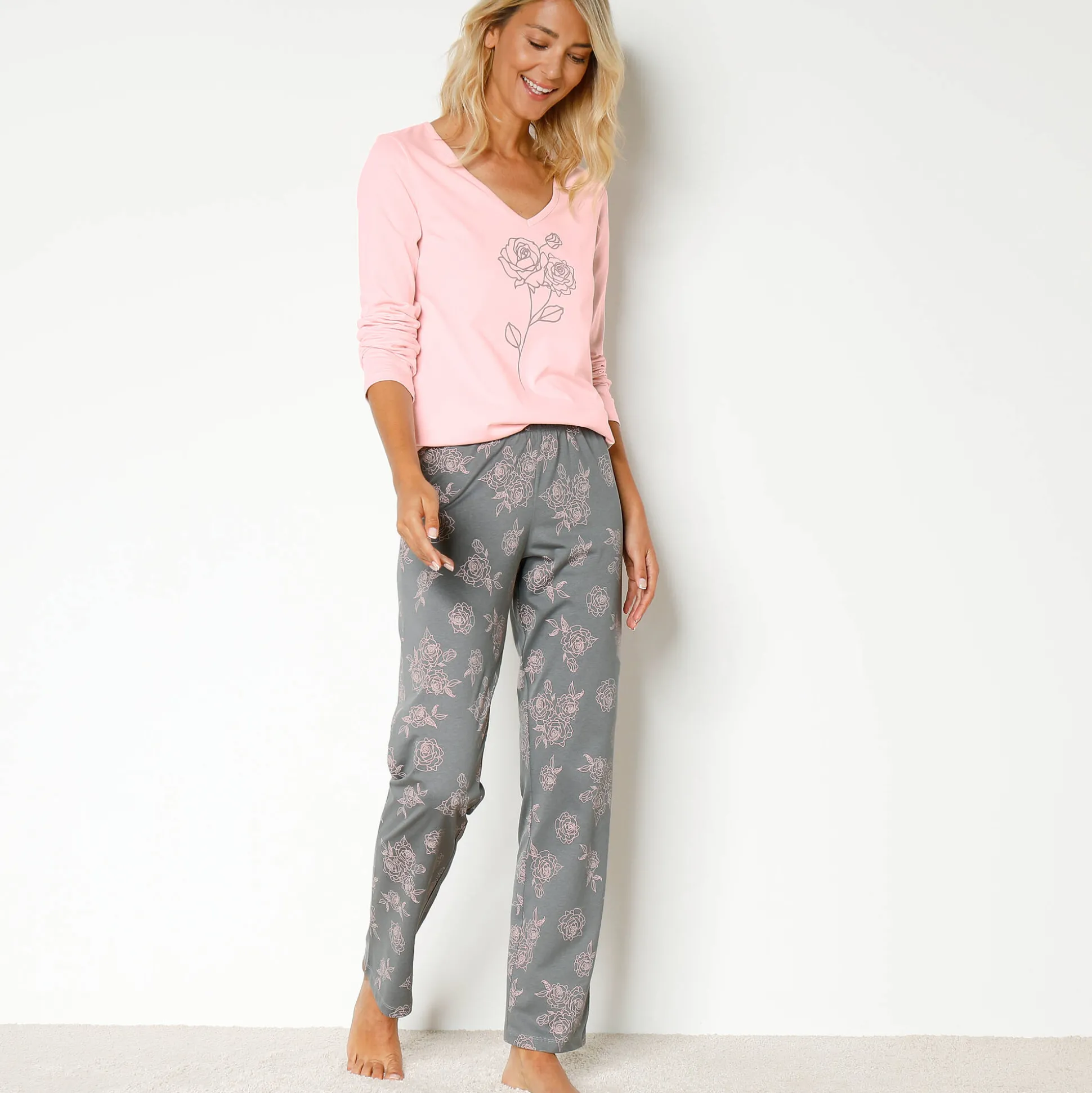 Katoenen pyjama met lange mouwen en rozenprint