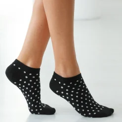 Korte sneakersokken met fantasiestippen - set van 5 paar