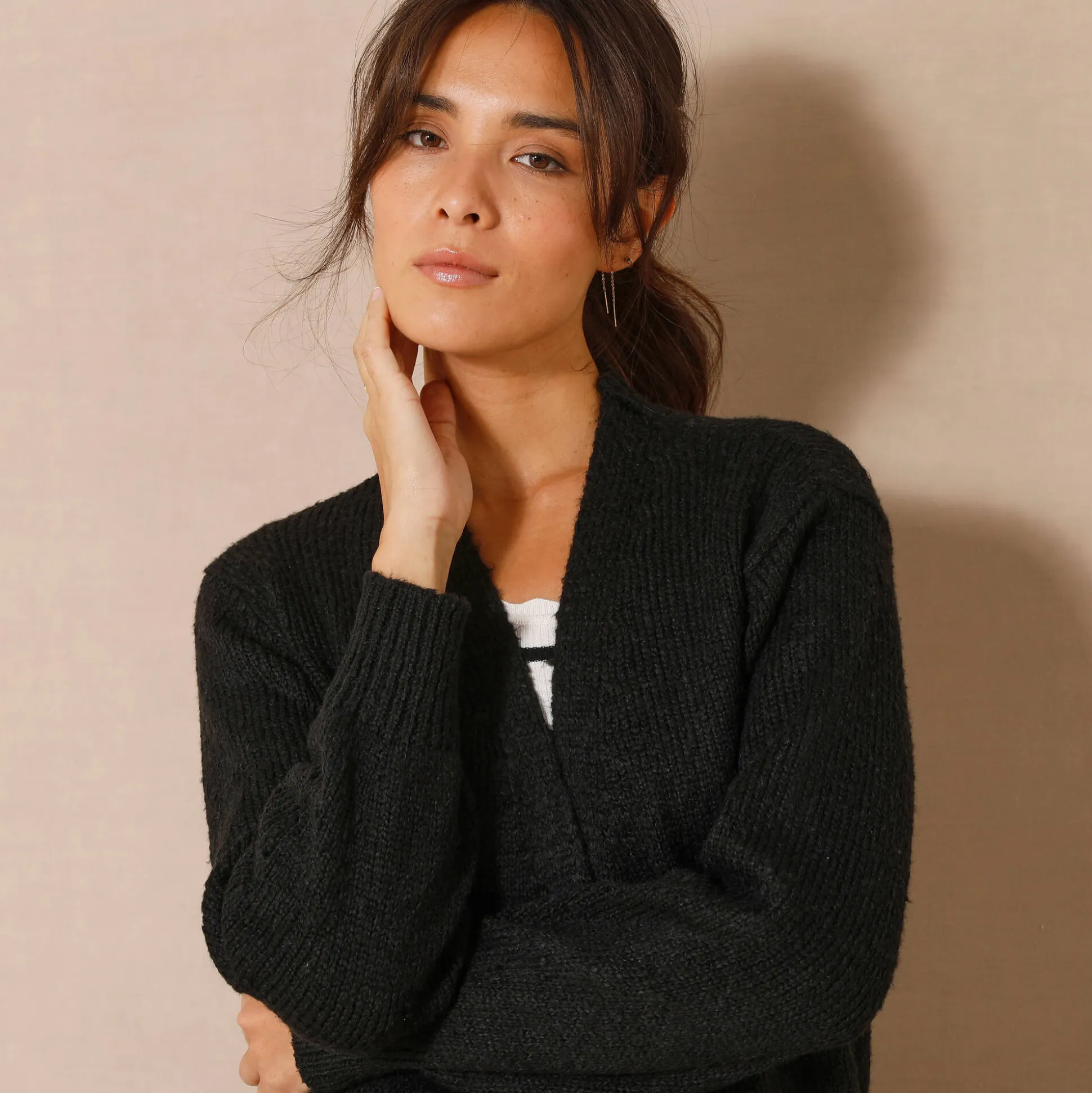 Lang vest om open te dragen, V-hals