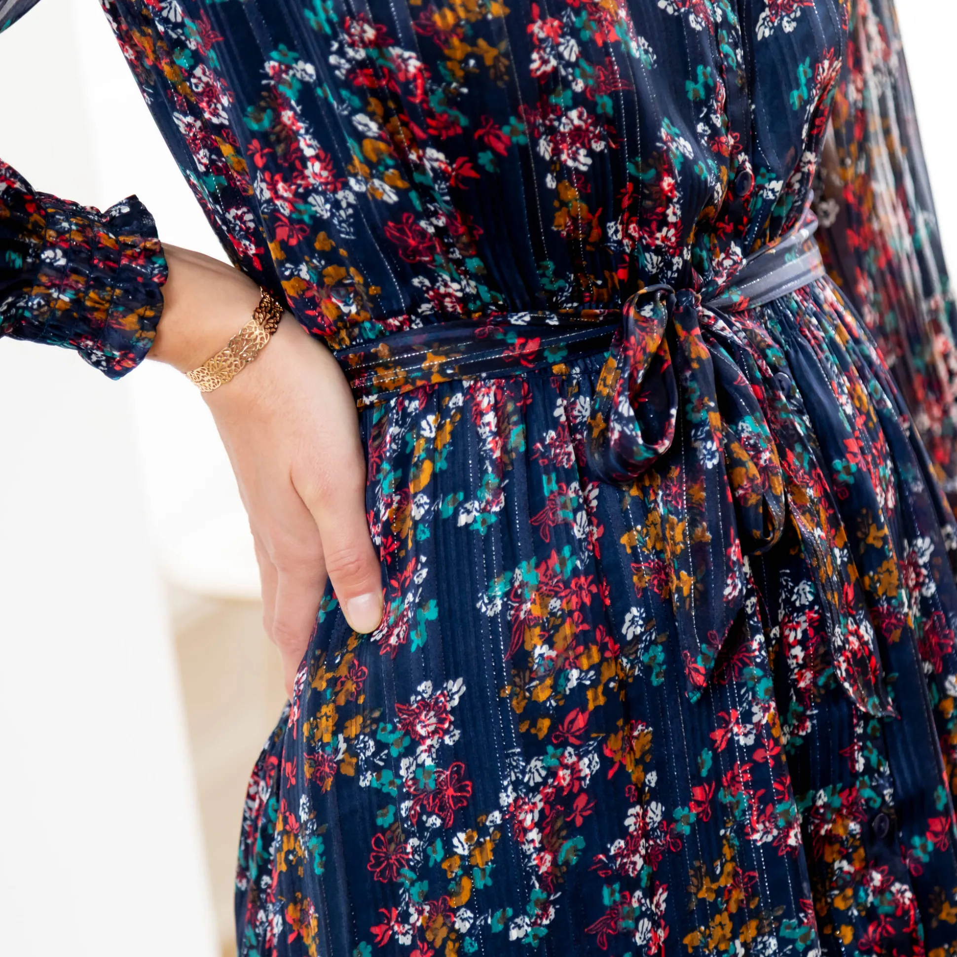 Lange hemdjurk in jacquardvoile met bloemenprint