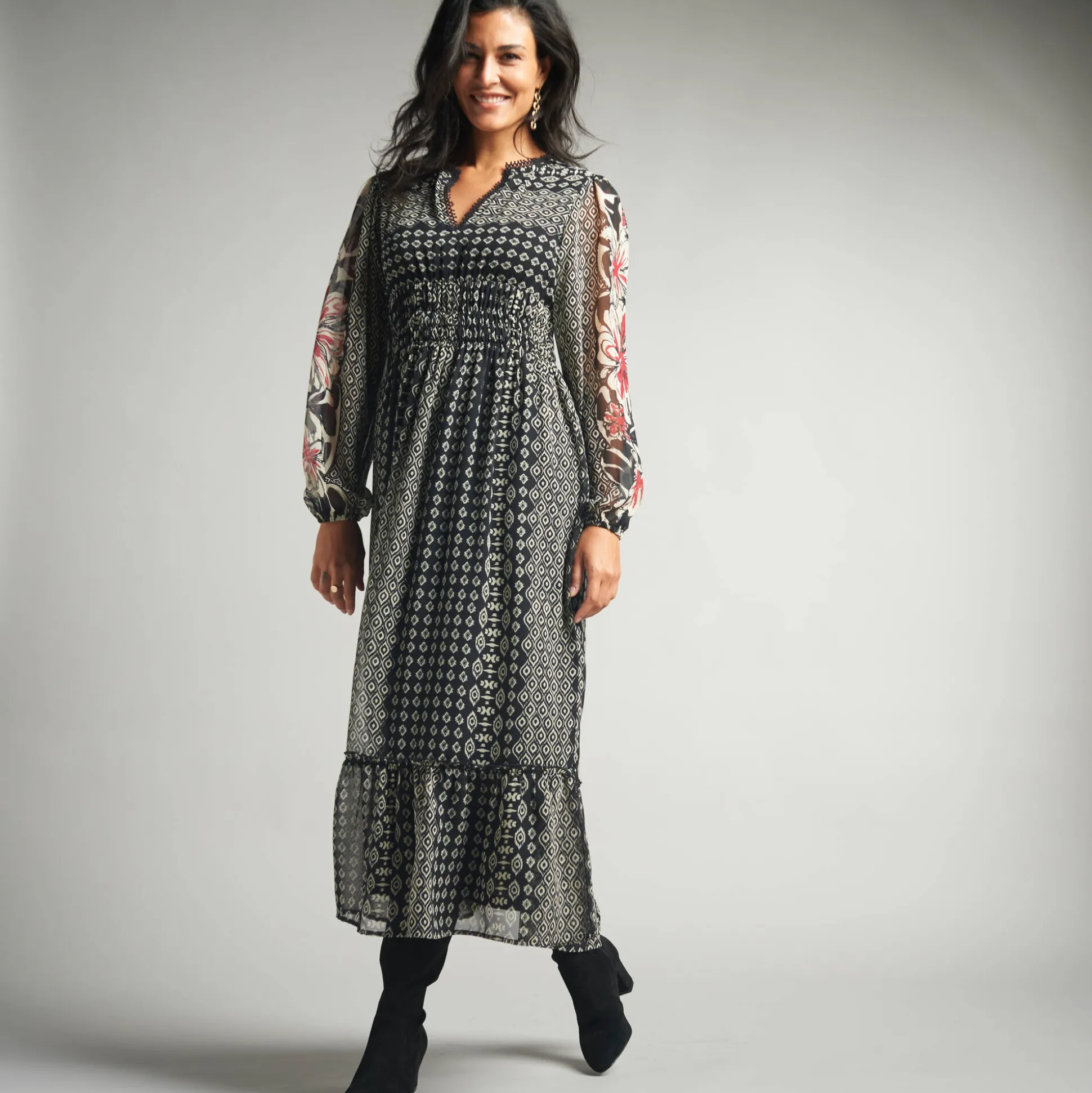 Lange jurk in voile, etnische print