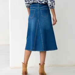 Lange, uitlopende rok in jeans