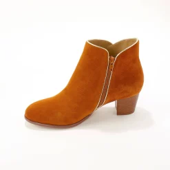 Leren boots met goudkleurig biesje