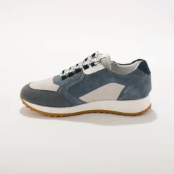 Leren sneakers met contrasterende fantasiepasjes