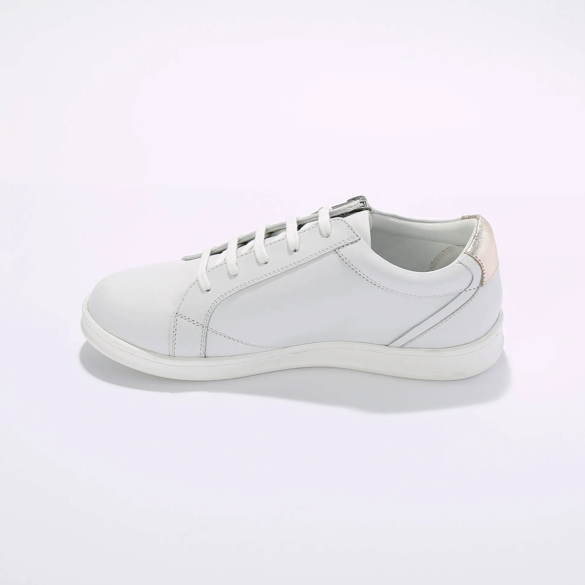 Leren sneakers met rits en bloemenborduursel