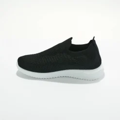 Lichte sneakers in meshtextiel, makkelijk aan te trekken