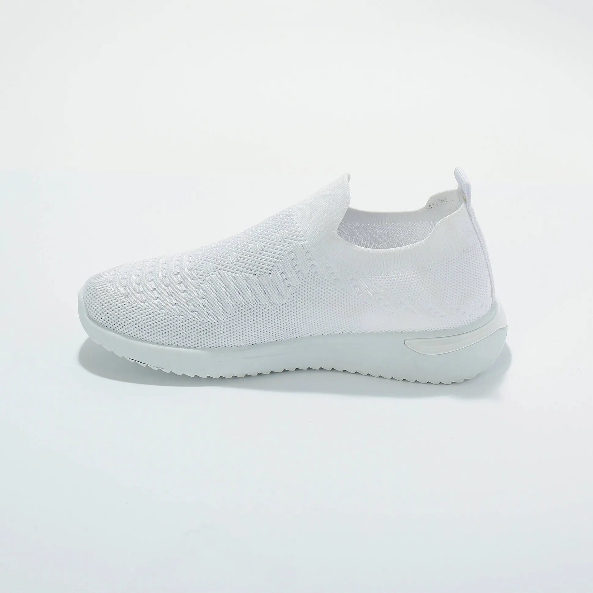Lichte sneakers in meshtextiel, makkelijk aan te trekken