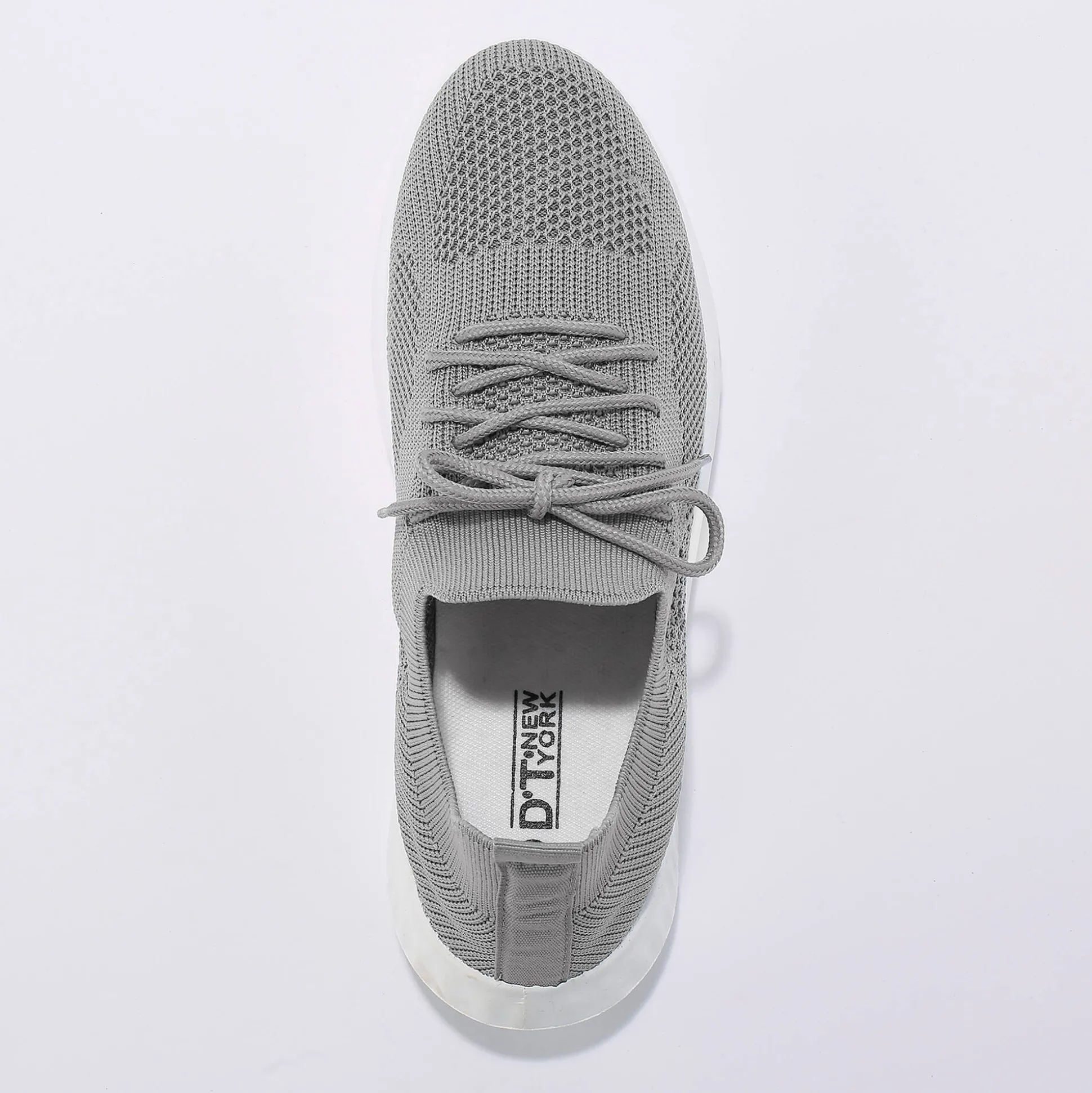 Lichte sneakers in meshtextiel, met veters