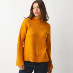 Loose trui met opstaande kraag, ruime mouwen