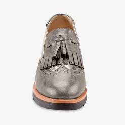 Mocassins met pompons en franjes