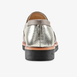 Mocassins met pompons en franjes