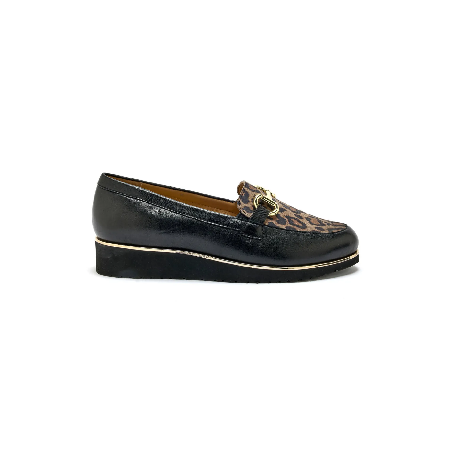 Mocassins met sleehak en fantasiejuweel in leer en luipaard
