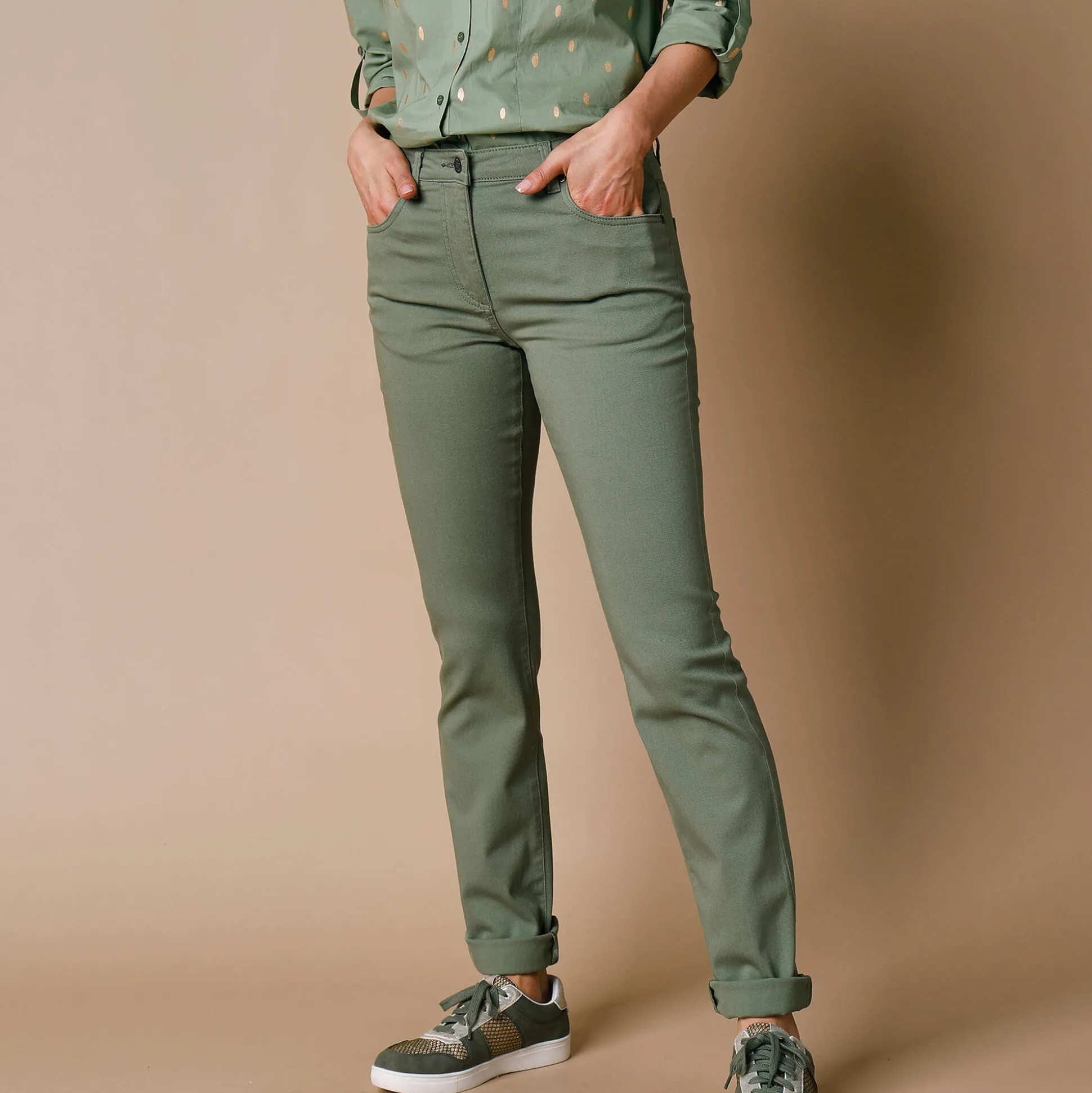 Modellerende broek met 5 zakken