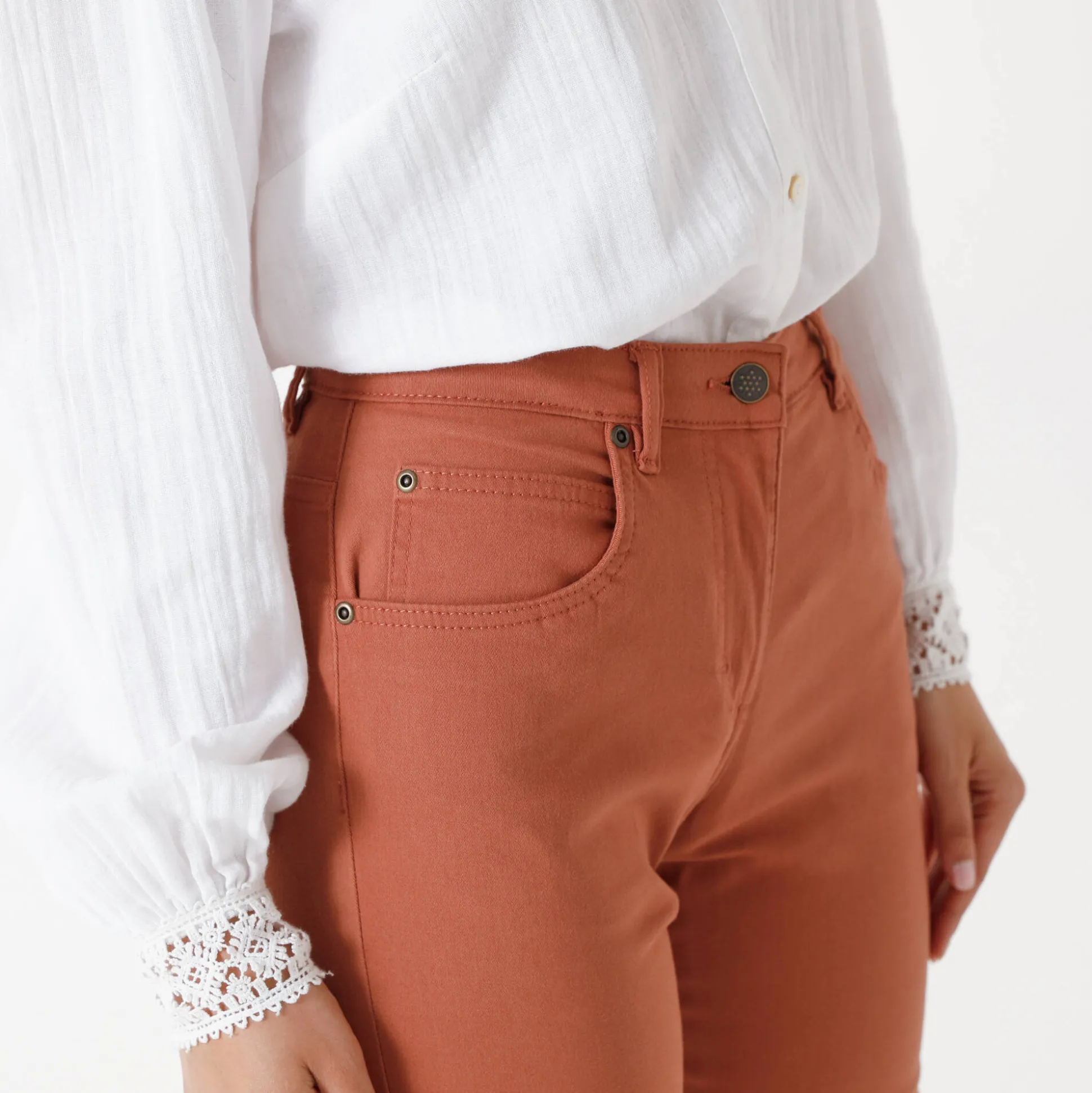 Modellerende broek met 5 zakken