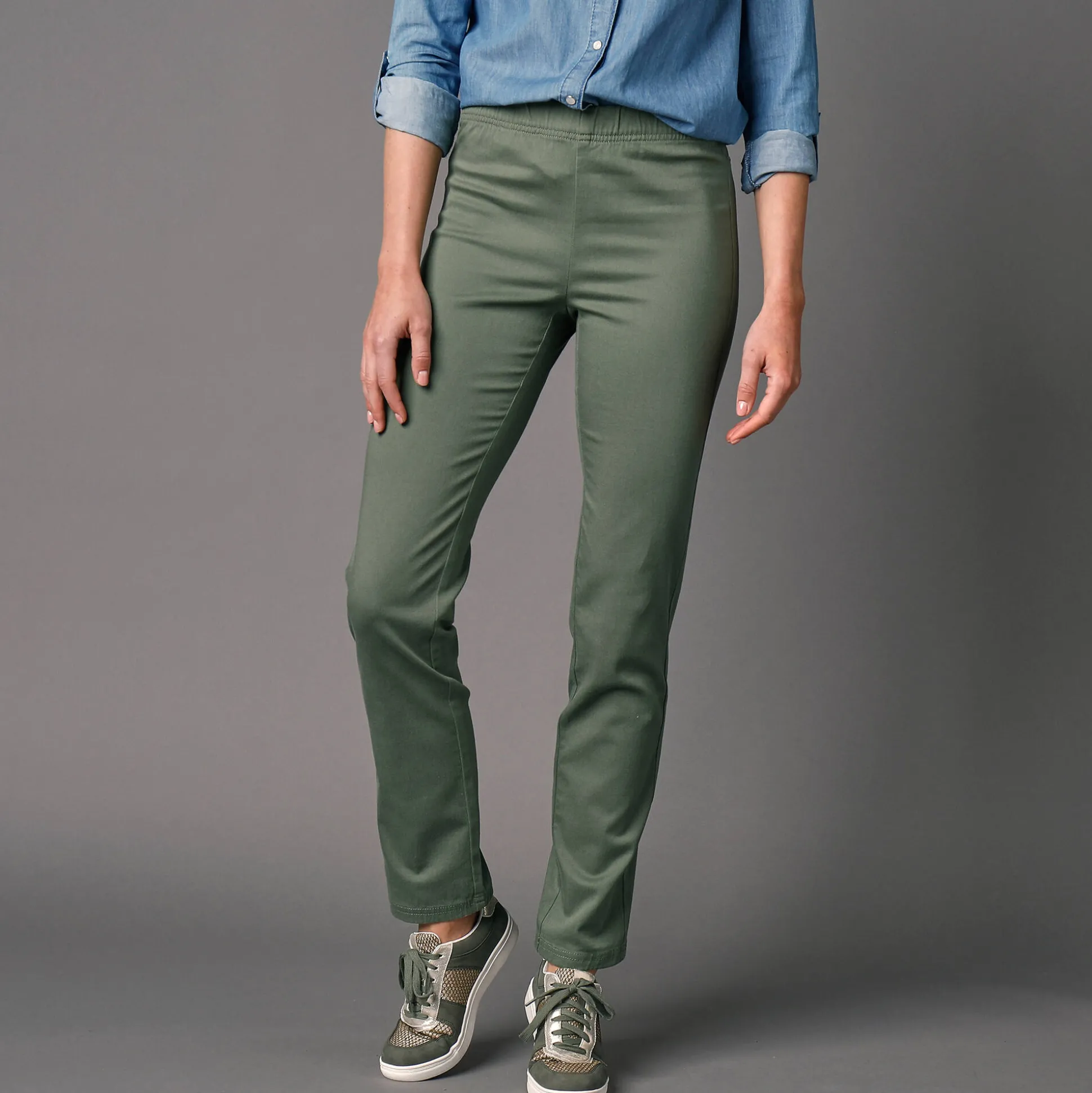 Modellerende broek met 'platte buik' effect en elastische taille