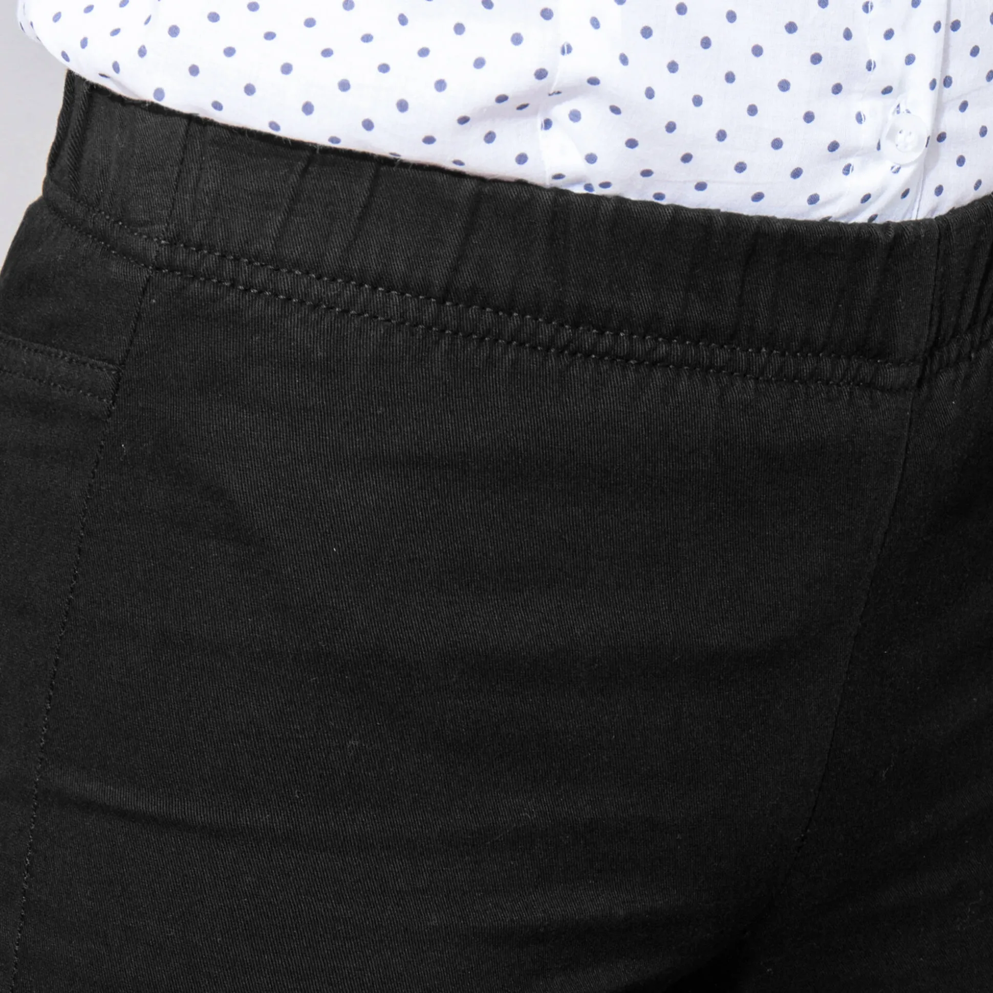 Modellerende broek met 'platte buik' effect en elastische taille
