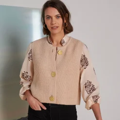 Mouwloos vest met zachte touch, goudkleurige knopen