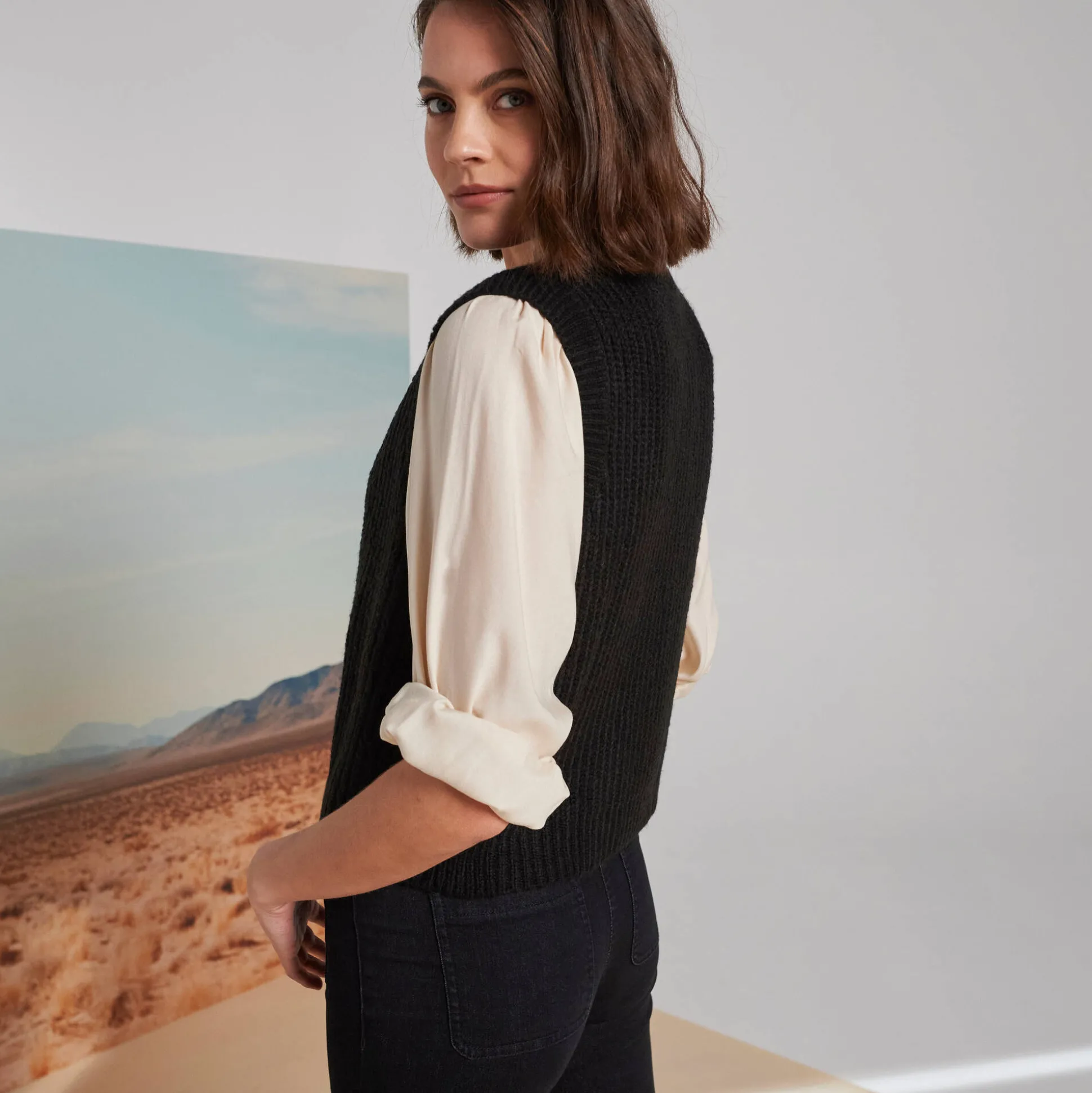 Mouwloos vest met zachte touch, goudkleurige knopen