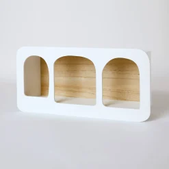Muurrekje in hout, boogmodel
