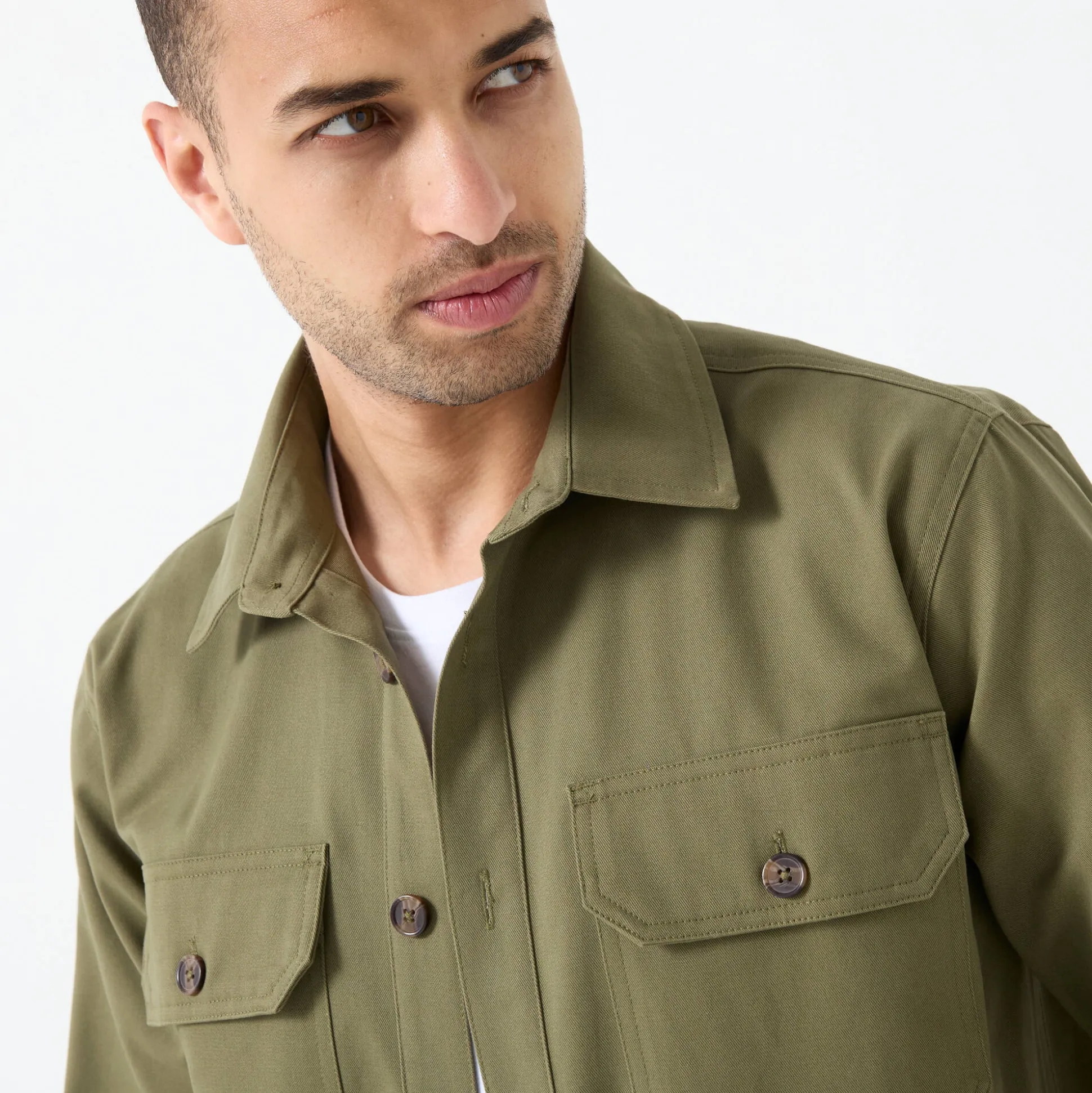 Overhemd met knoopsluiting, in twill met peau-de-pêche touch