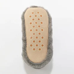Pantoffels in laarsmodel met pompons en nepbontaspect