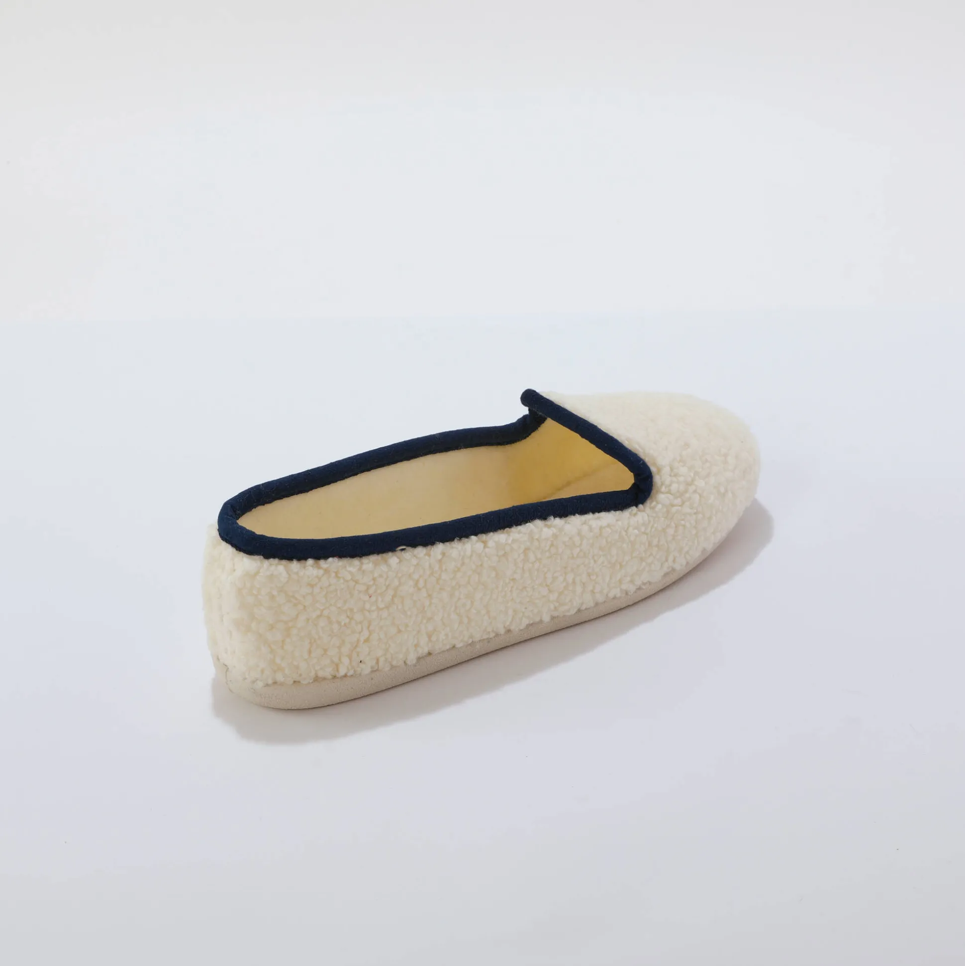 Pantoffels in sherpa-lusjesstof
