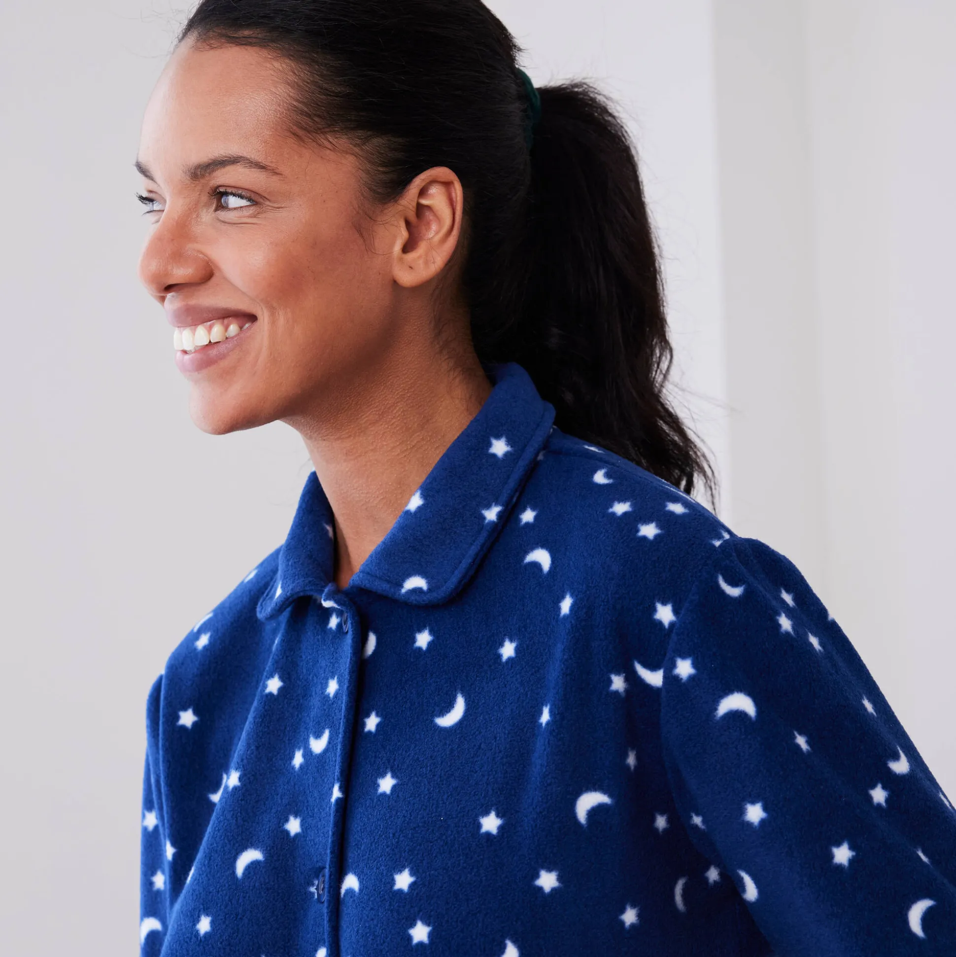 Peignoir in fleece met sterrenprint