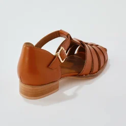 Platte, leren sandalen