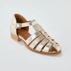 Platte sandalen in goudkleurig leer